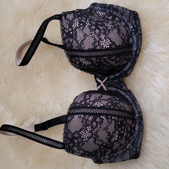 WACOAL | B.tempt'd Lacy Underwire Bra Bundle - 32C - Picture 8 of 14